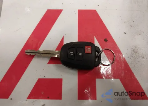 2024 Toyota Corolla Cross L z USA, uszkodzony, nr VIN 7MUAAABG4RV103150